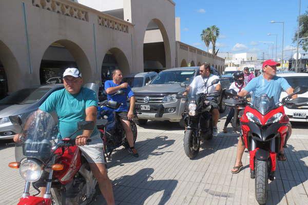 Turismo y hoteleros ajustan detalles para el proacuteximo MotoGP 2017