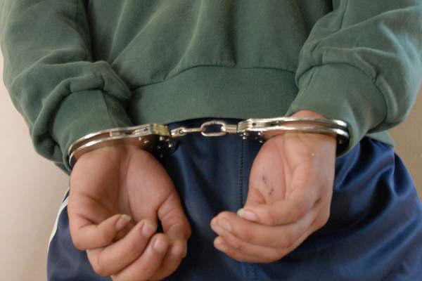 Prisioacuten preventiva para sujeto que abusoacute y embarazoacute a su vecina