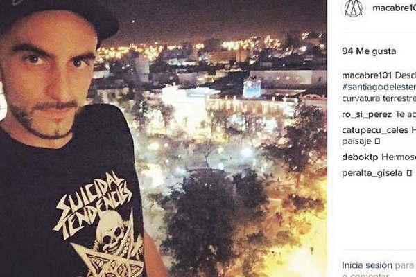 Catupecu Machu llegoacute anoche a Santiago para actuar hoy