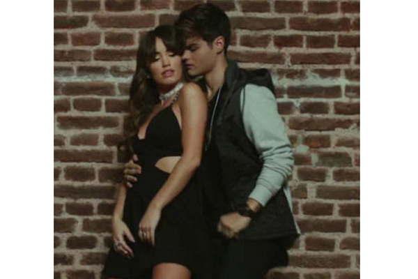 Lali se mueve superhot con Abraham Mateo