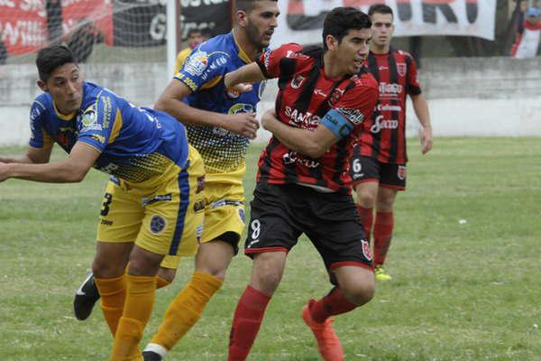 Comercio volvioacute a ganar y ahora es el uacutenico liacuteder