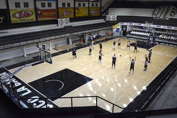 Asiacute luce el parqueacute del Vicente Rosales