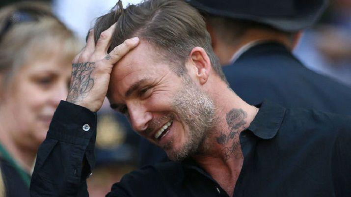 Gastoacute miles de doacutelares para parecerse a David Beckham y este fue el resultado