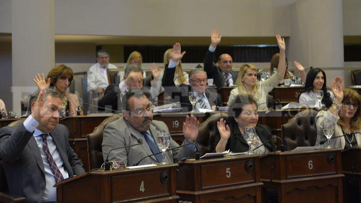 La Legislatura provincial adhirioacute a la Ley del blanqueo