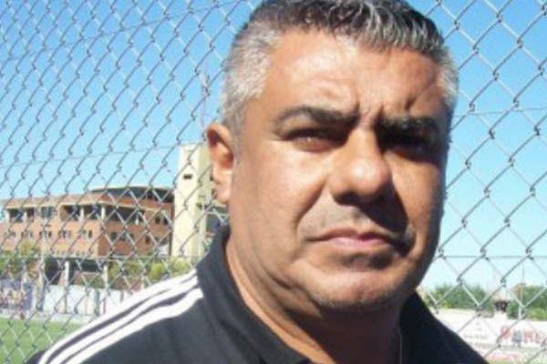 Chiqui Tapia- Asiacute no se puede jugar al fuacutetbol