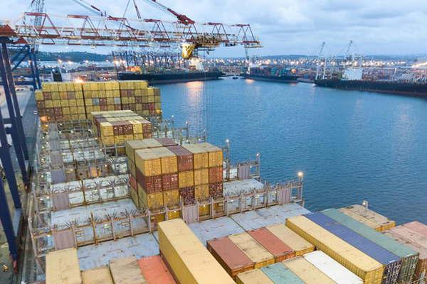 Hubo superaacutevit en la balanza comercial- us 705 millones