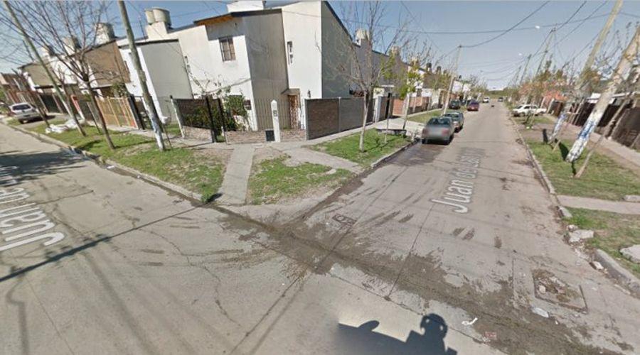 Le sacoacute el auto al padre y atropelloacute y matoacute a un vecinito de un antildeo