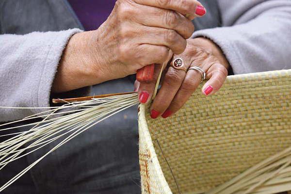 Convocan a los cesteros a su festival e inscriben a las candidatas a Reina