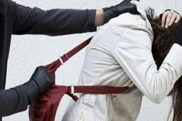 Los ladrones circulaban a bordo de una moto