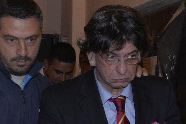 Luis Manuel Pericaacutes dijo estar poseiacutedo-  la increiacuteble historia de sus uacuteltimos diacuteas proacutefugo