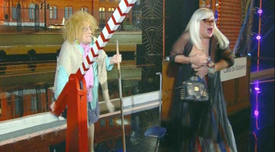 Silvia Suumlller hizo un topless en Susana y las redes estallaron