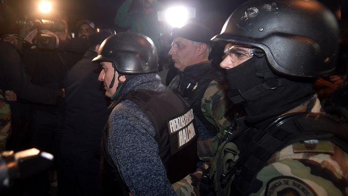 Joseacute Loacutepez a juicio oral por portacioacuten ilegal de arma de fuego