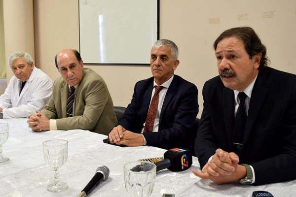 Meacutedicos extranjeros llegan al Congreso Nacional de Endocrinologiacutea en Las Termas