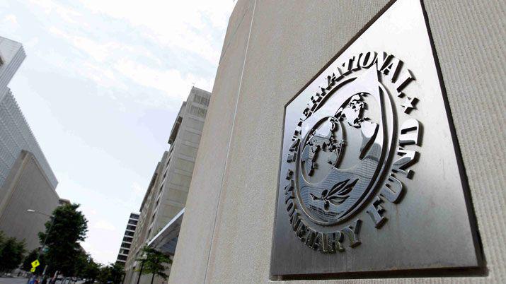 El FMI preveacute una caiacuteda del 18-en-porciento- en el antildeo para Argentina