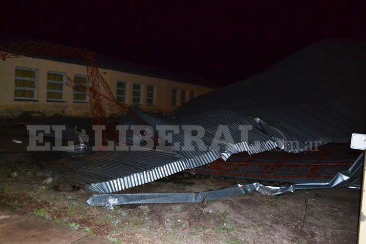 Violento temporal de viento y lluvia en Antildeatuya