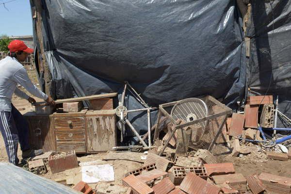 Lo que dejoacute el temporal- decenas de familias fueron evacuadas y muchas otras asistidas