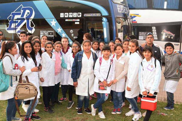 Cerca de siete mil chicos de Las Termas visitaron Tecnoacutepolis