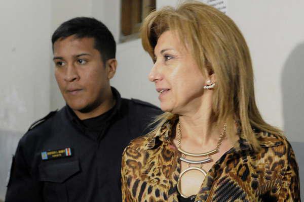 La jueza Falco recibioacute informes geneacuteticos y allanaron 30 casas