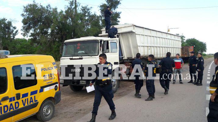 La mercadería ilegal fue secuestrada por la policía Foto archivo