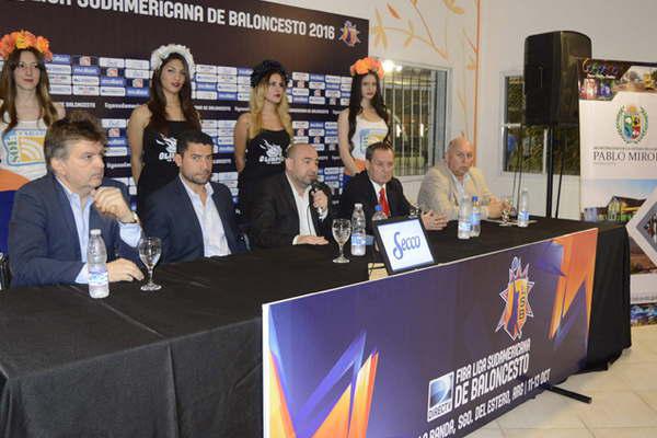 Mirolo respaldoacute la presentacioacuten del cuadrangular de la Liga Sudamericana de Baacutesquet