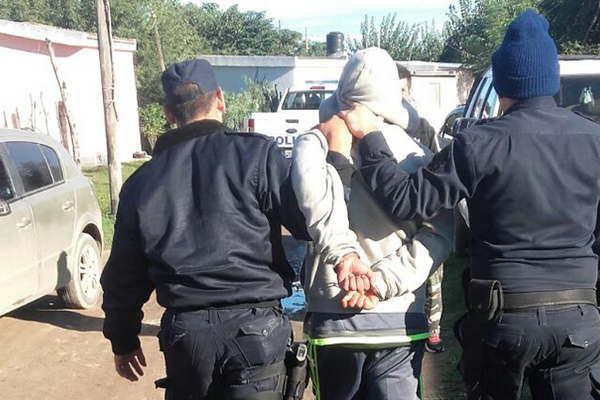 Mantuvo cautiva a su concubina hizo tiros y le apuntoacute con una escopet