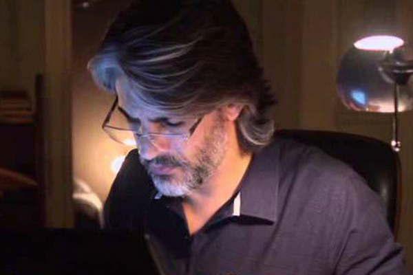 Pablo Echarri llega a la TV Puacuteblica con una peliacutecula