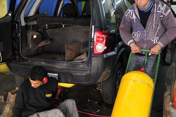 Se consume maacutes nafta que gasoil y no repunta la demanda de GNC