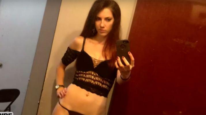 Teacher detenida por mantener sexo con alumno y enviarle fotos hot