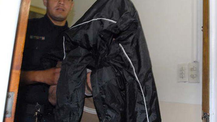 Fue a exponer a la Comisariacutea y quedoacute detenido por otra denuncia