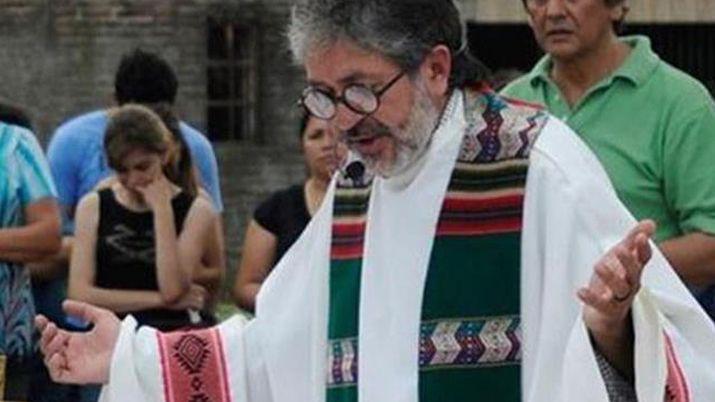 Mujer dijo haber sido amante del cura Viroche