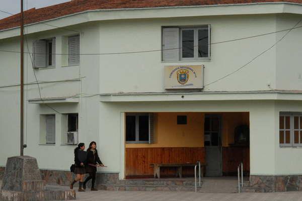 Tengo un pacto con el diablo debo matarte a vos para salvar a mi mujer 