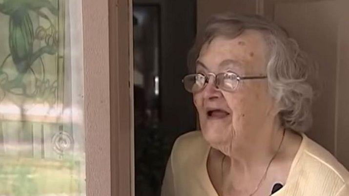 Enviacutea una pizza a su abuela para saber si habiacutea sobrevivido al huracaacuten Matthew