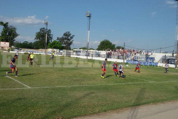 Guumlemes le ganoacute a Sarmiento por 1 a 0