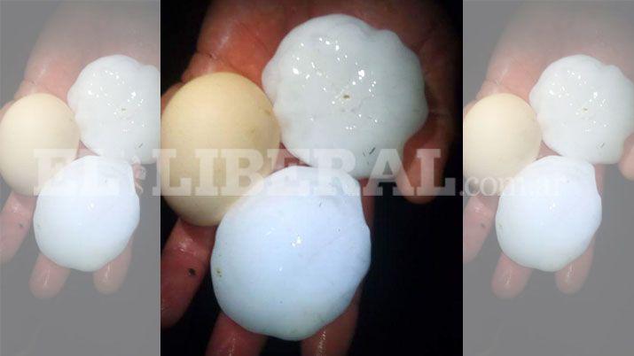 Piedras del tamaño de un huevo de gallina cayeron en Bandera Bajada