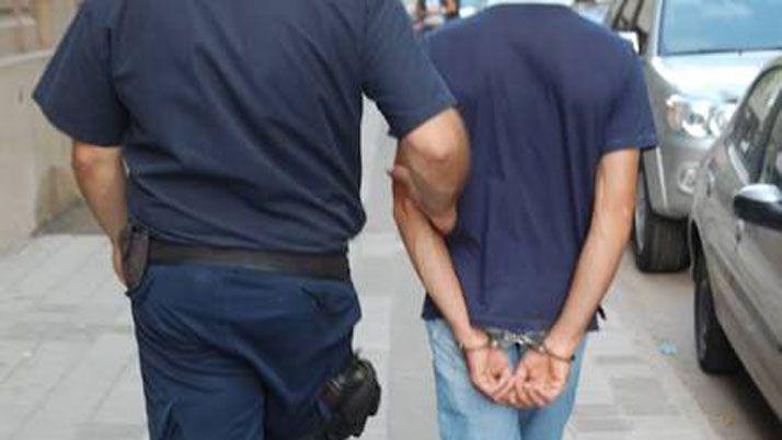 En el diacutea de la madre una mujer denuncioacute a su hijo por robo