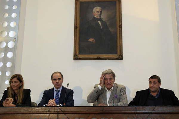 Malestar en los clubes de Primera por recorte del Fuacutetbol Para Todos 