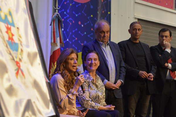 La gobernadora participaraacute del Haacutebitat III en Quito Ecuador