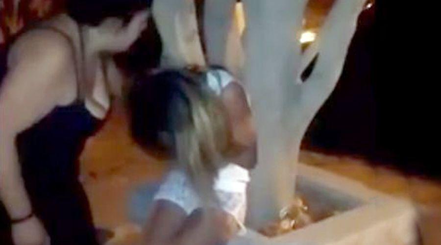 Escaacutendalo en Fernaacutendez por las imaacutegenes de una golpiza que recibe una adolescente