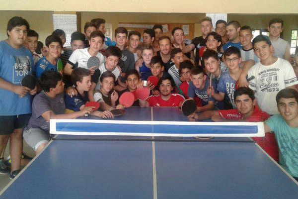 Cliacutenica de capacitacioacuten y entrenamiento en Selva