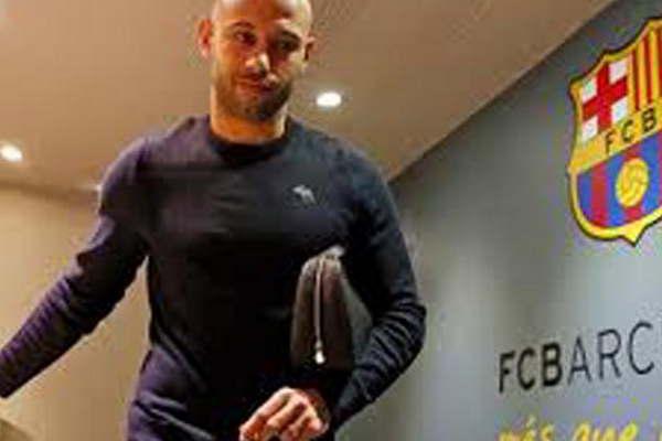 Javier Mascherano renovoacute hasta 2019 con el Barcelona