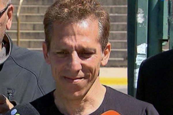 Actores mostraron contratos con productora de Andrea del Boca