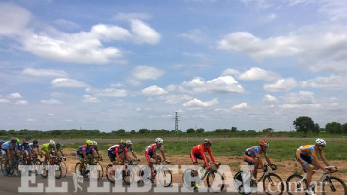 El equipo santiaguentildeo Team Lar correraacute la Vuelta a Catamarca