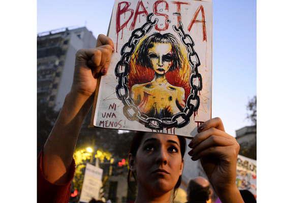 Convocan a un Paro Nacional de Mujeres hoy de 12 a 13 en la provincia