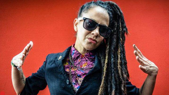 #Niunamenos- Miss Bolivia escribioacute una cancioacuten sobre femicidios