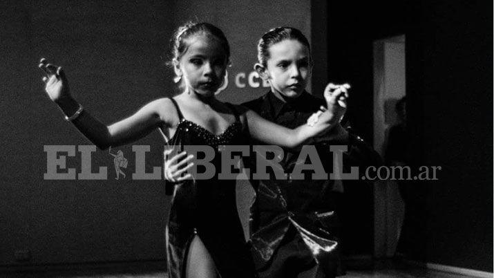 Con santiaguentildeos llega el ritmo del Tango a Showmatch