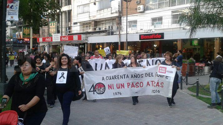 #NiUnaMenos- la marcha santiaguentildea en fotos y videos