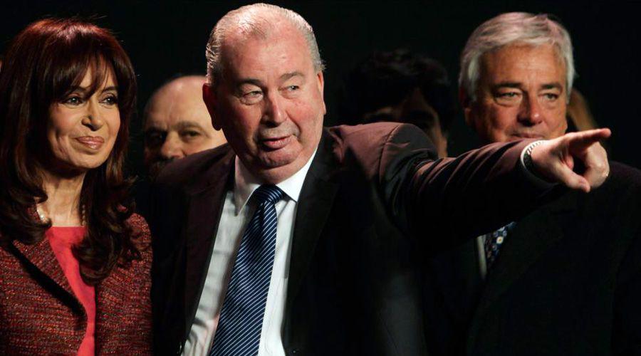 Revelan coacutemo Grondona y Cristina presionaron para salvar a River del descenso