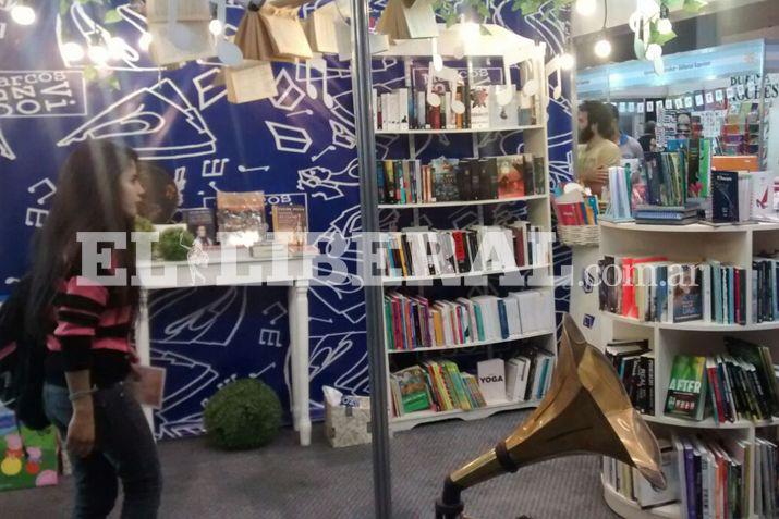 Las mejores fotos de la primera jornada de la Feria del Libro