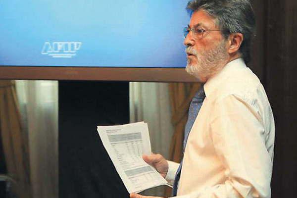 Contadores respaldan nuevos plazos del blanqueo y piden que se incluya la confirmacioacuten de datos