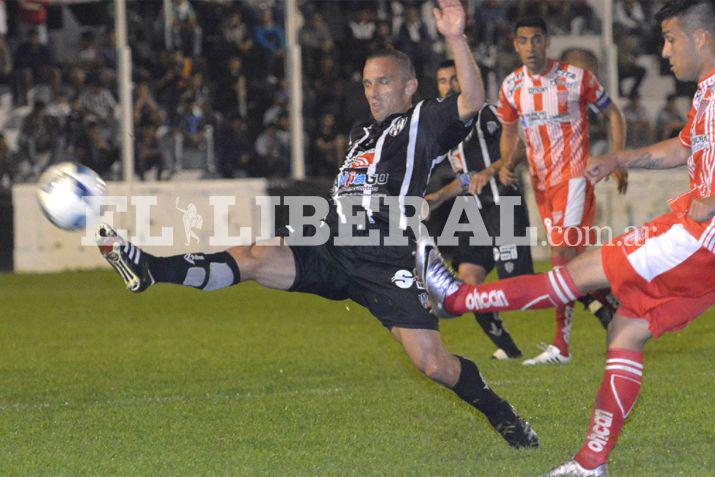 El Ferroviario santiagueño se presenta nuevamente en la B Nacional Foto archivo